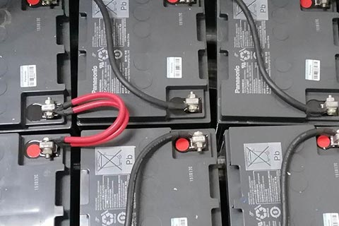 南安蓬华高价锂电池回收√二手光伏发电板回收√